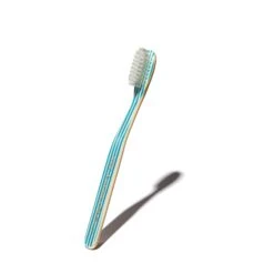 Brosse à Dents Capri 9 Brosse à Dents Capri -Produits D'entretien 20420 brosse a dents capri nacre bleu 001 015004f6 0dab 49e8 8b79 02a0362e777a